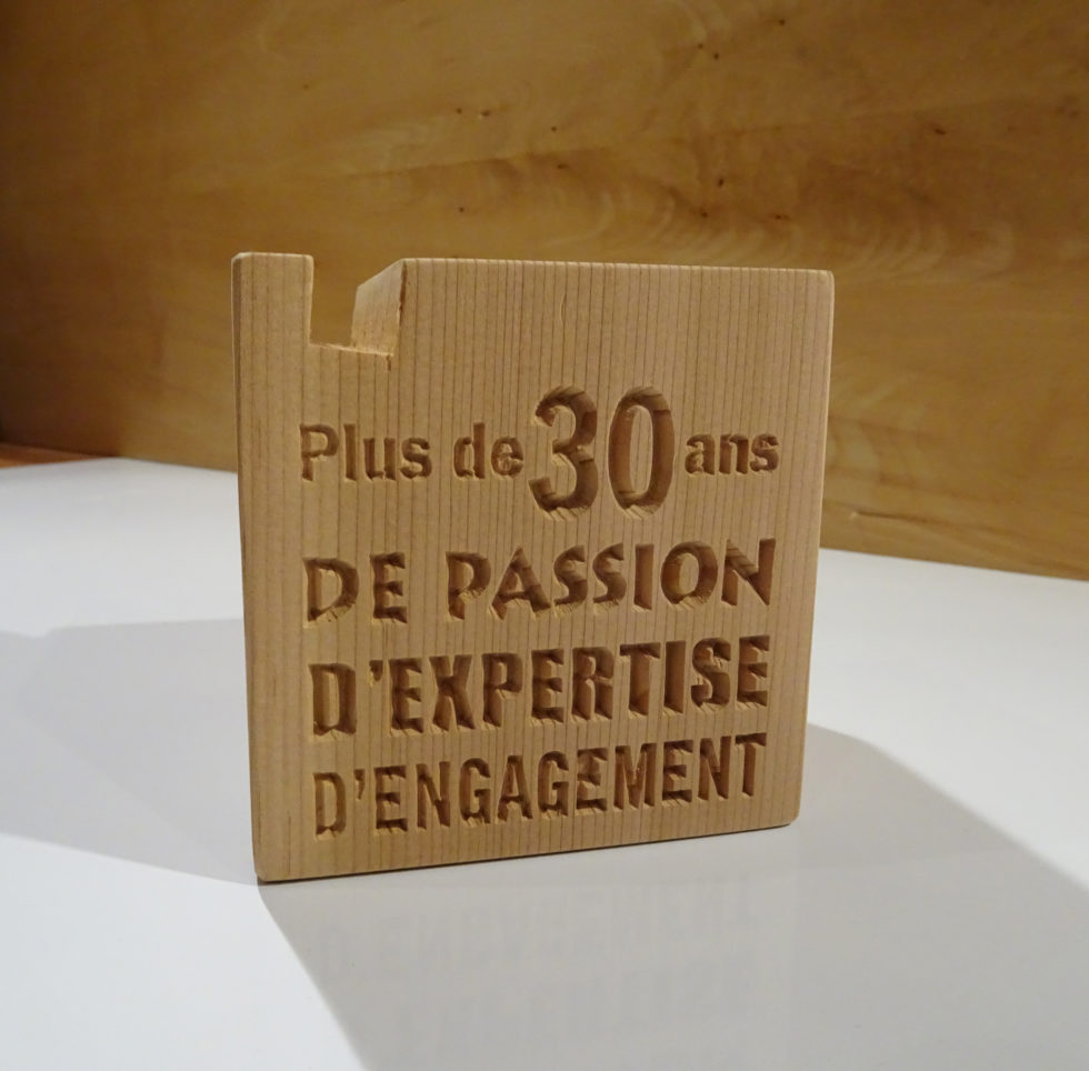Dés En Bois Personnalisés Gravés à La Main - Taille 20 Mm, Idéal Pour Jeux De Rôle, Cadeaux, Collection